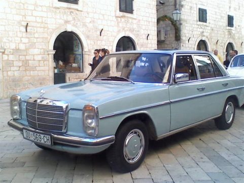 Mercedes 180